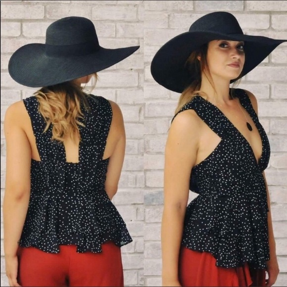 Black With White Polka Dots Sleeveless Blouse - Picture 2 of 8